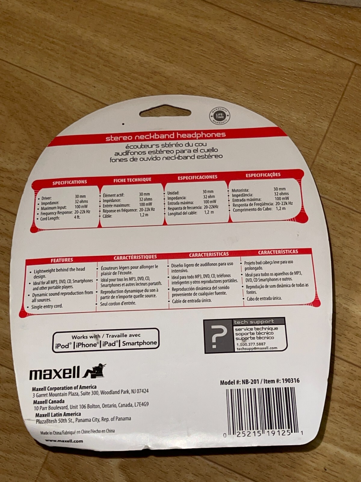 Maxell SL-3 NB-201 Portable Lightweight Stereo Headphones New and Sealed