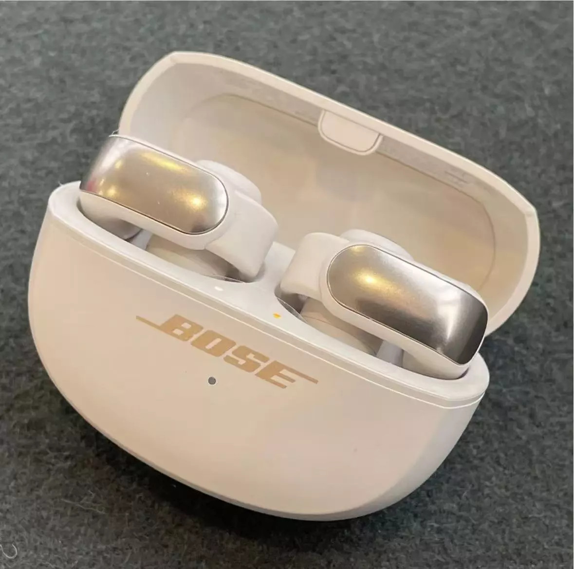 White Bose Ultra Open Ear Clip Earbuds | Brand New & Sealed Open-ear Comfort Fit
