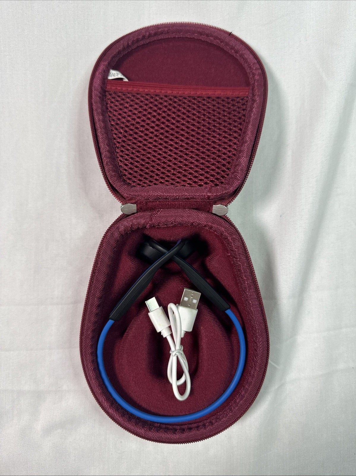 Shokz OpenMove Bone Conduction Open Ear Wireless Headphones Blue/Black W/Case