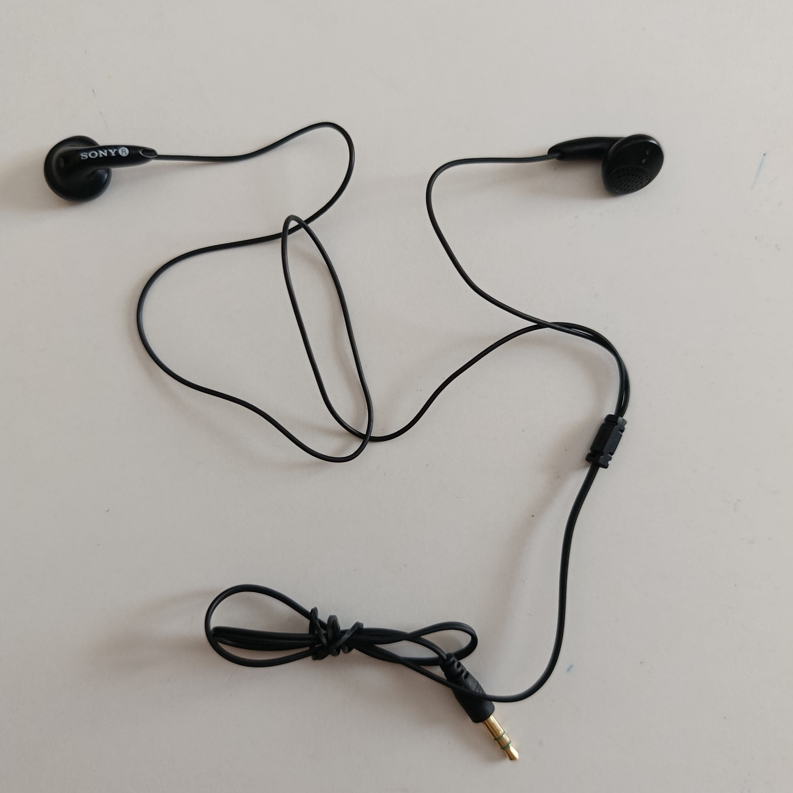 Sony MDR-E708 Earphones Black Wired 3.5mm Vintage Working Used