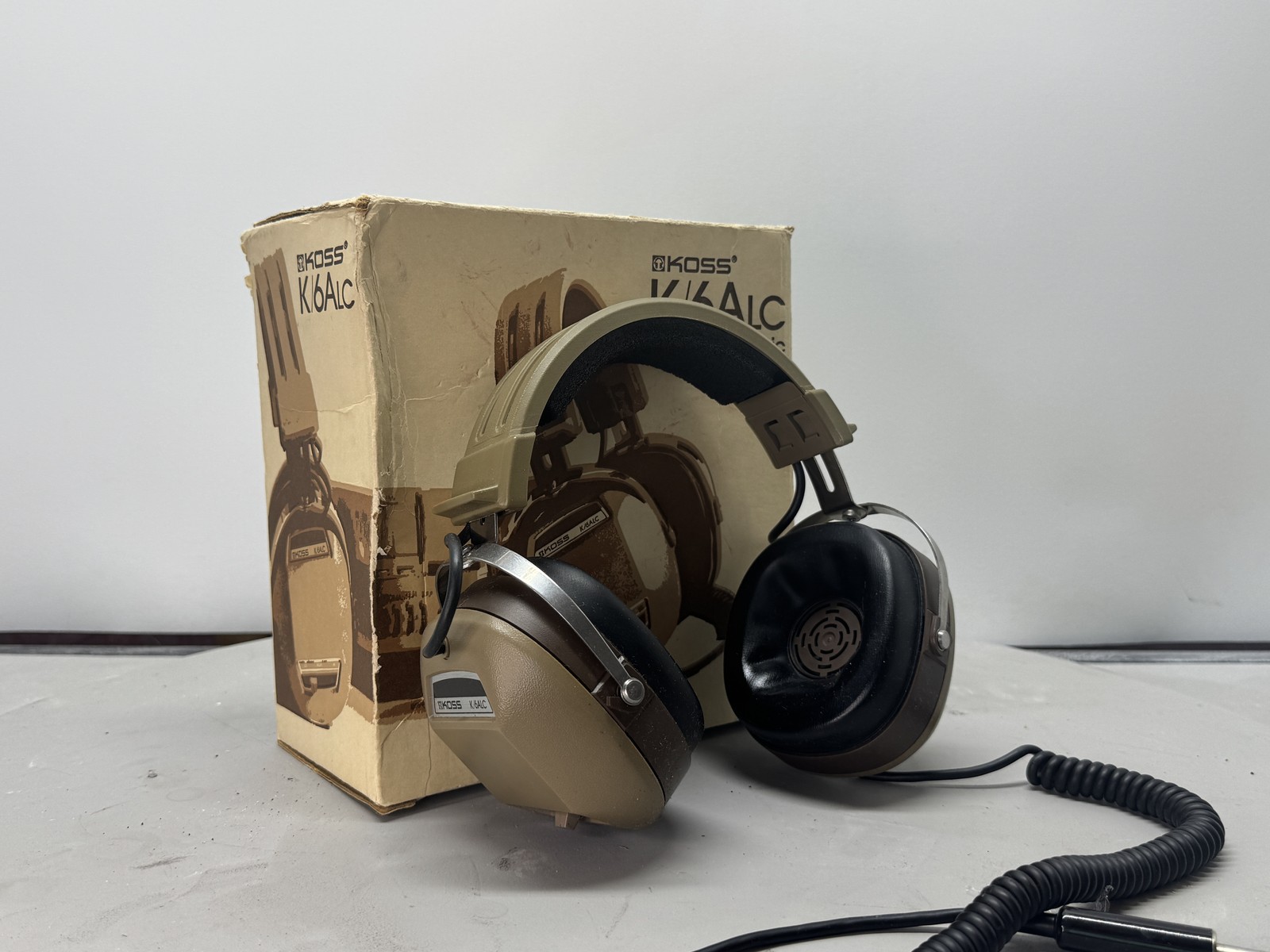 Koss K/6ALC Headphones Vintage Stereo Over Ear Wired HiFi Home Audio