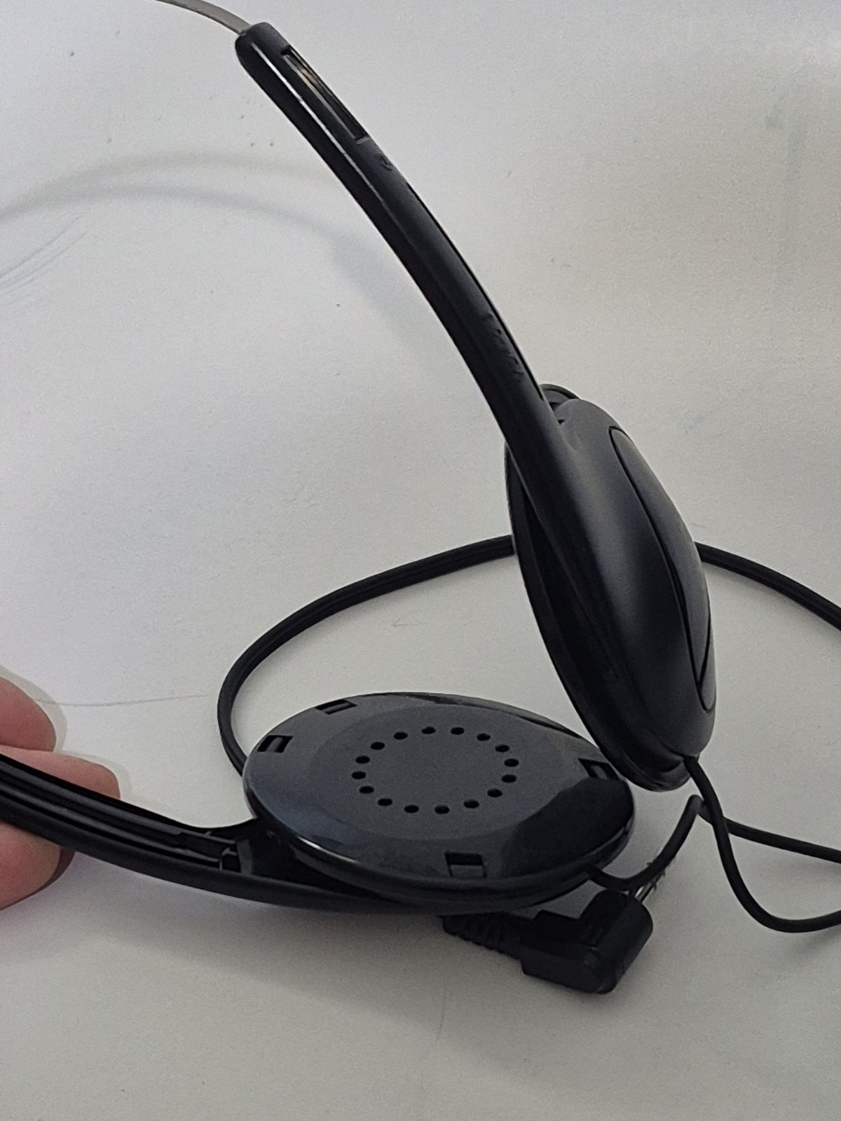 Sony MDR-013 On Ear Wired Headphones Need Cushioned Ear Pads Tested Work Fine