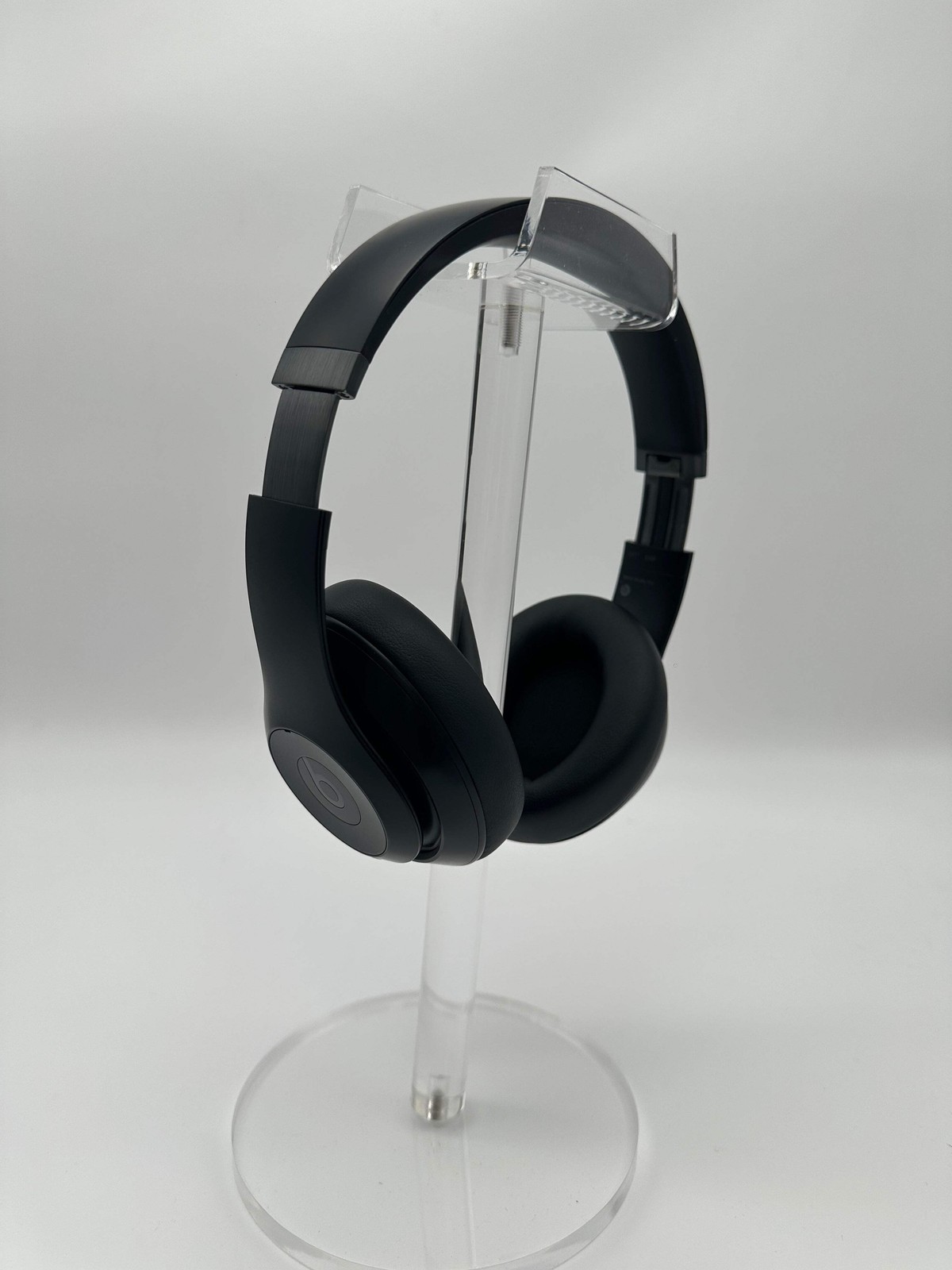 Beats Studio Pro Headphones – Black