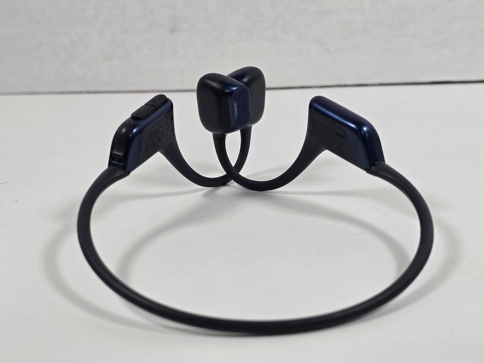 Shokz OpenRun Pro 2 Wireless Bone Conduction Headphones S820 FOR PARTS READ