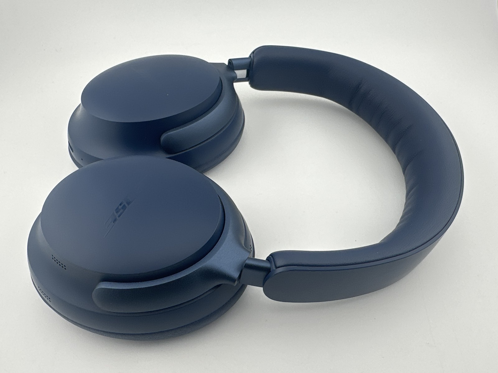 Bose QuietComfort Ultra 2023 Lunar Blue Wireless Headphones Excellent