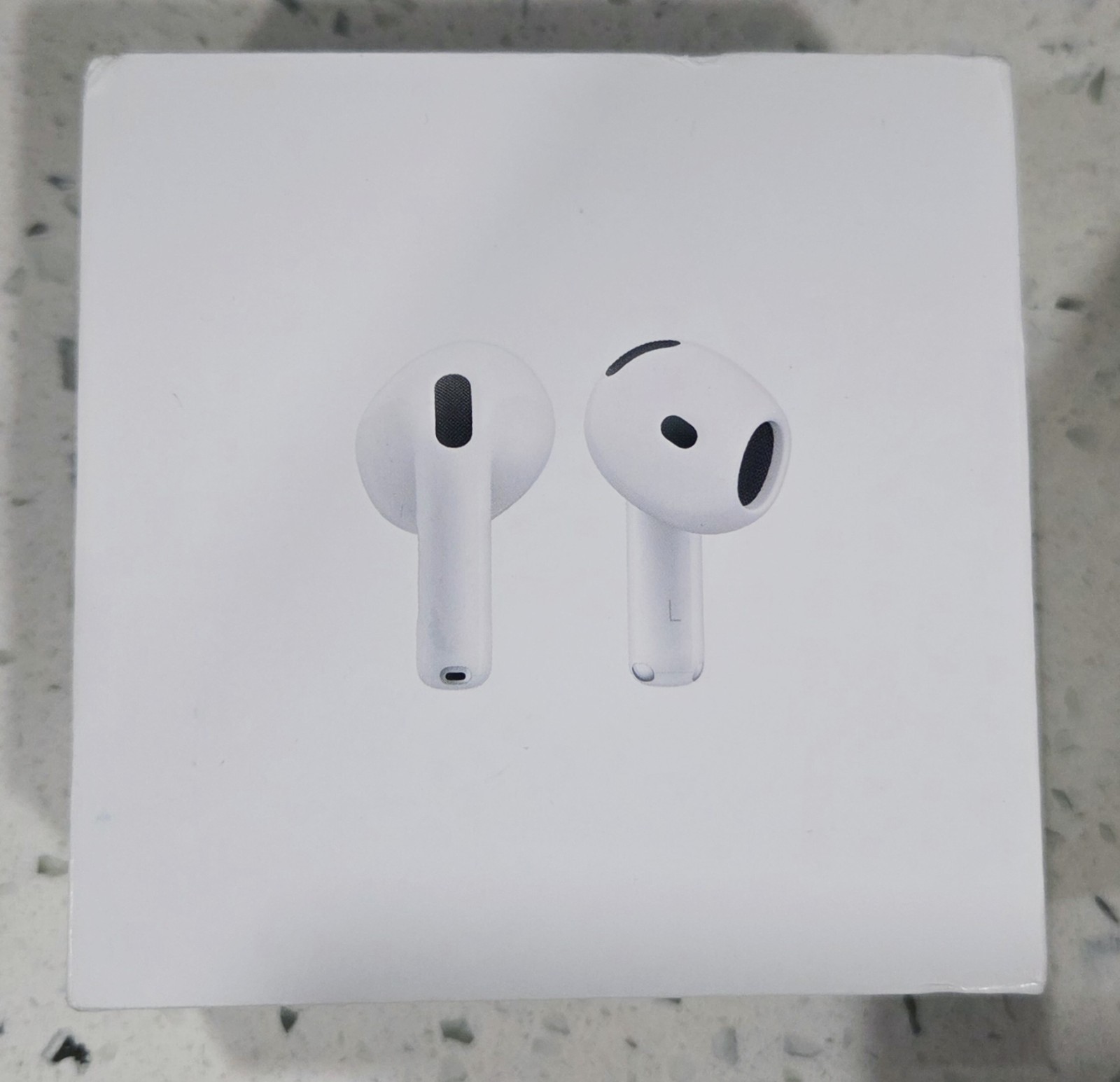 APPLE AIRPODS 4 USB-C CHARGING CASE BRAND NEW SEALED
