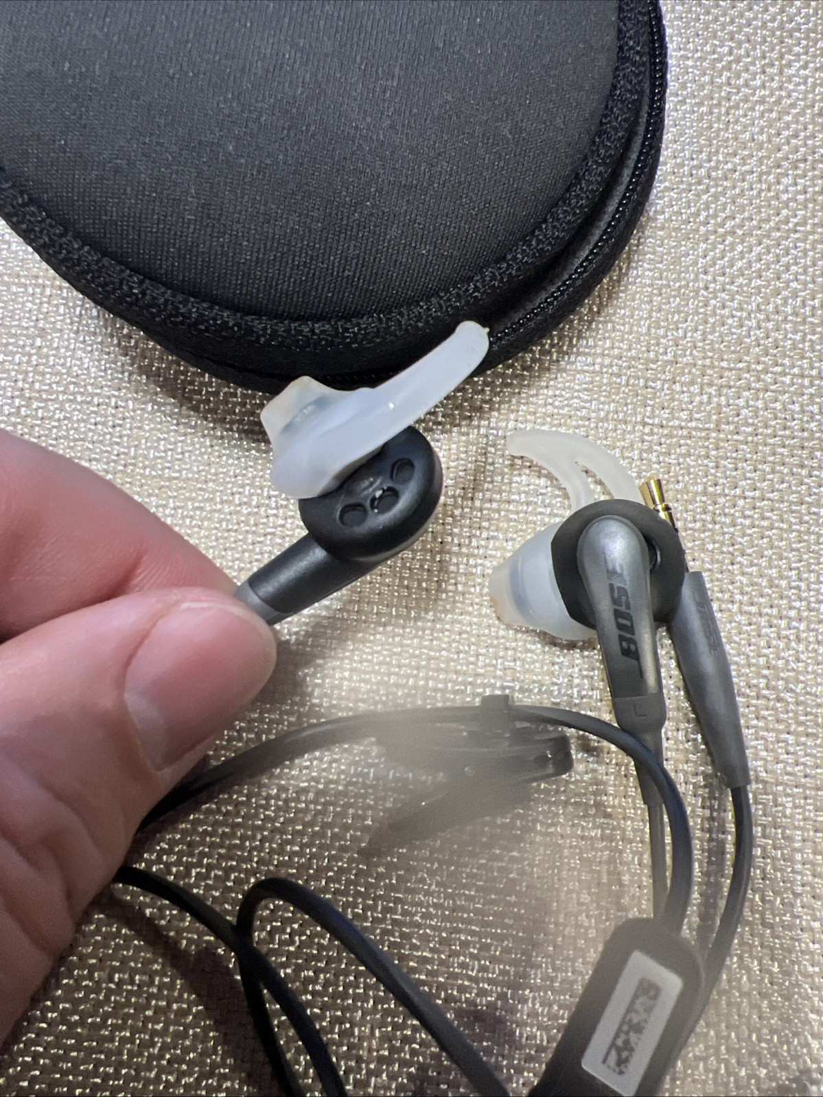 Original Bose SoundSport In-Ear Earphones Headset 3.5mm plug Charcoal Black