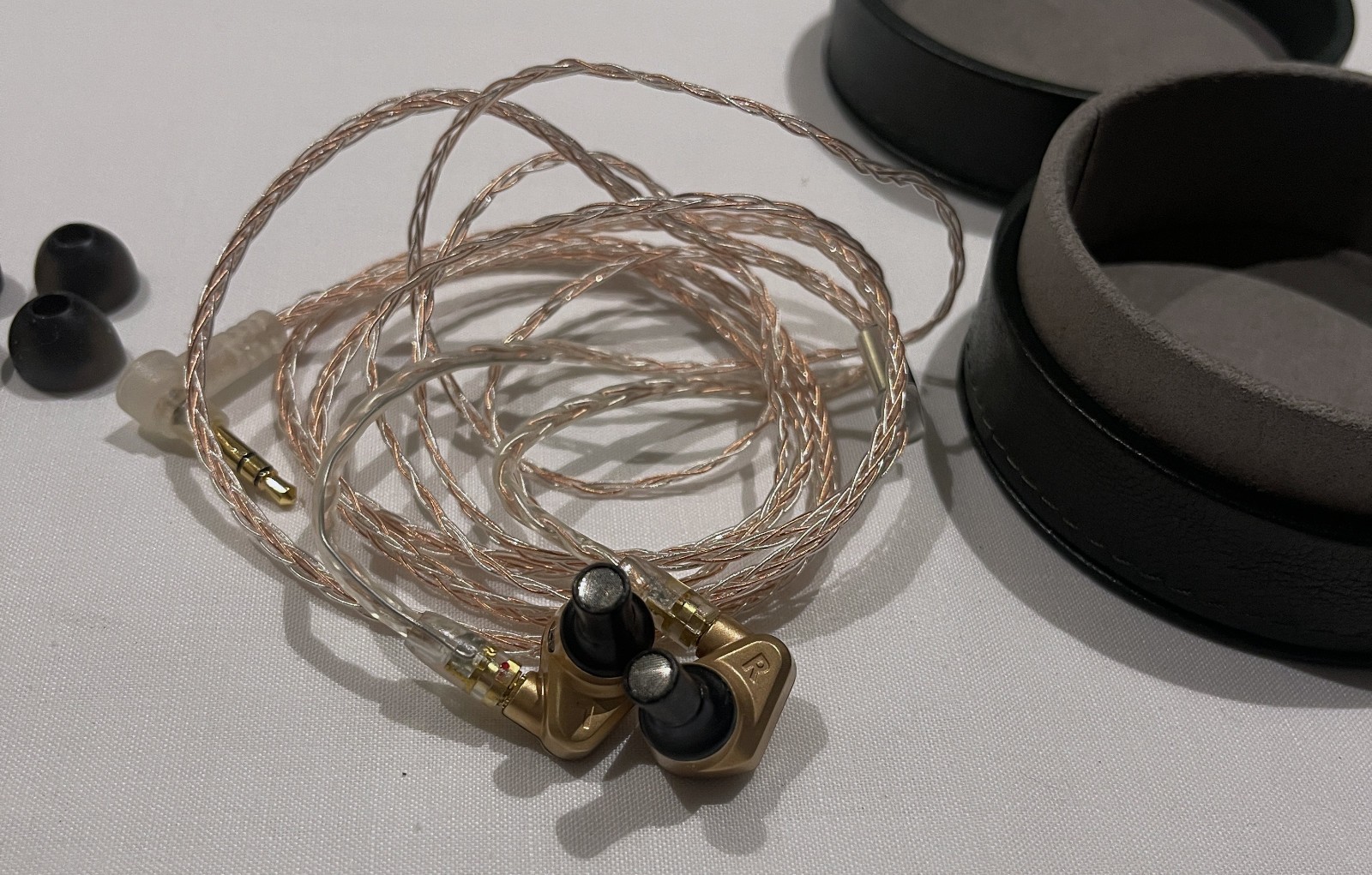Campfire Audio DORADO 1st Gen BPD + 2 BA Drivers Hybrid IEMs