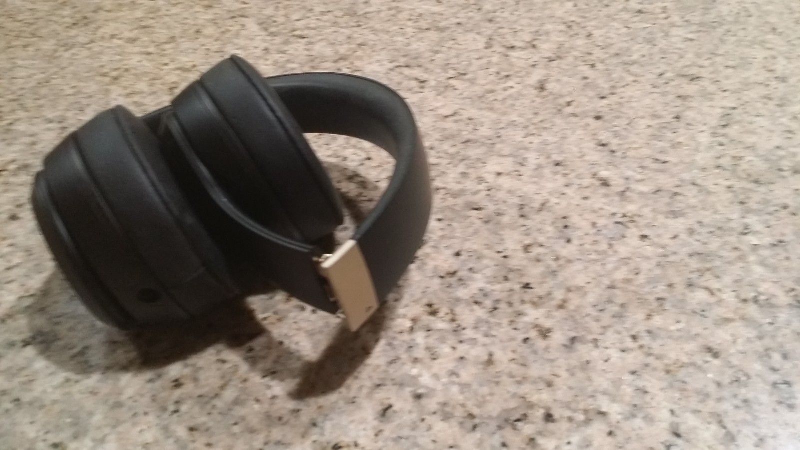 Beats by Dr. Dre Solo 4 – Wireless Bluetooth On-Ear Headphones Black