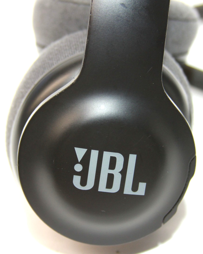 Wholesale LOT of 4 JBL Wireless Bluetooth Headphones Repair Parts AS-IS