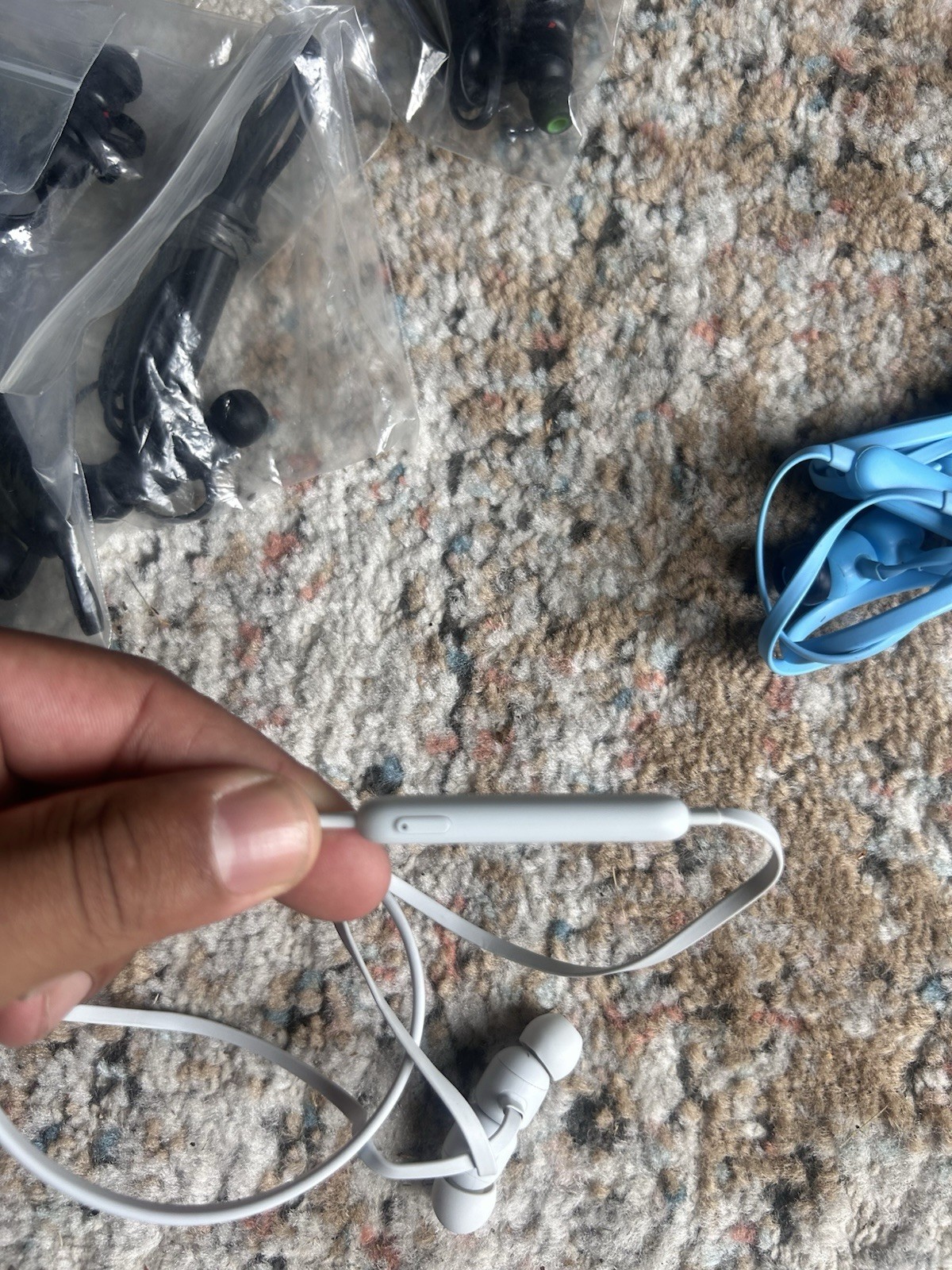 Beats by Dr. Dre BeatsX Bluetooth Neckband Earbuds w/ Mic Lot Black/White/Blue