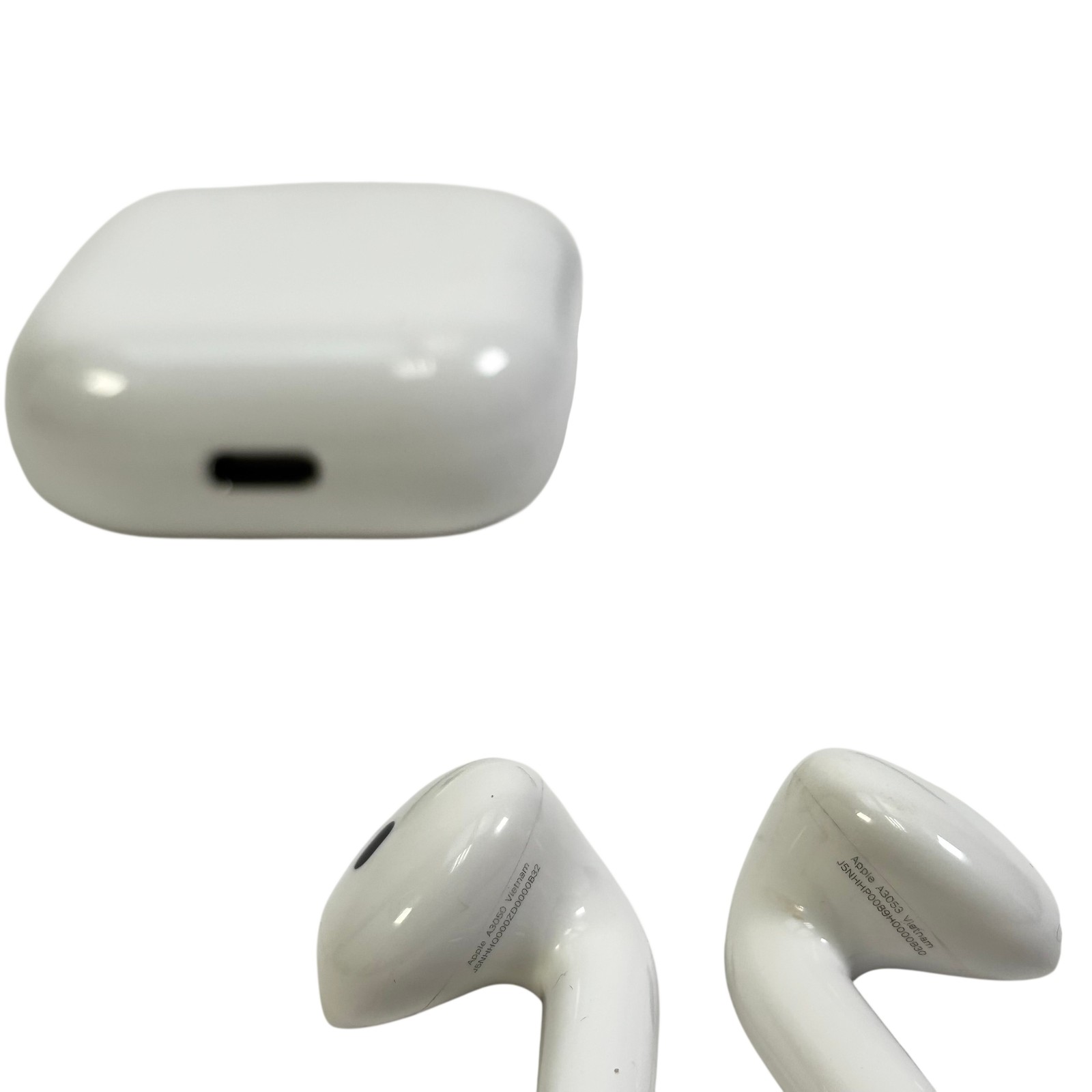 Apple AirPods 4 A3053 / A3050 Wireless Bluetooth In-Ear Earbuds