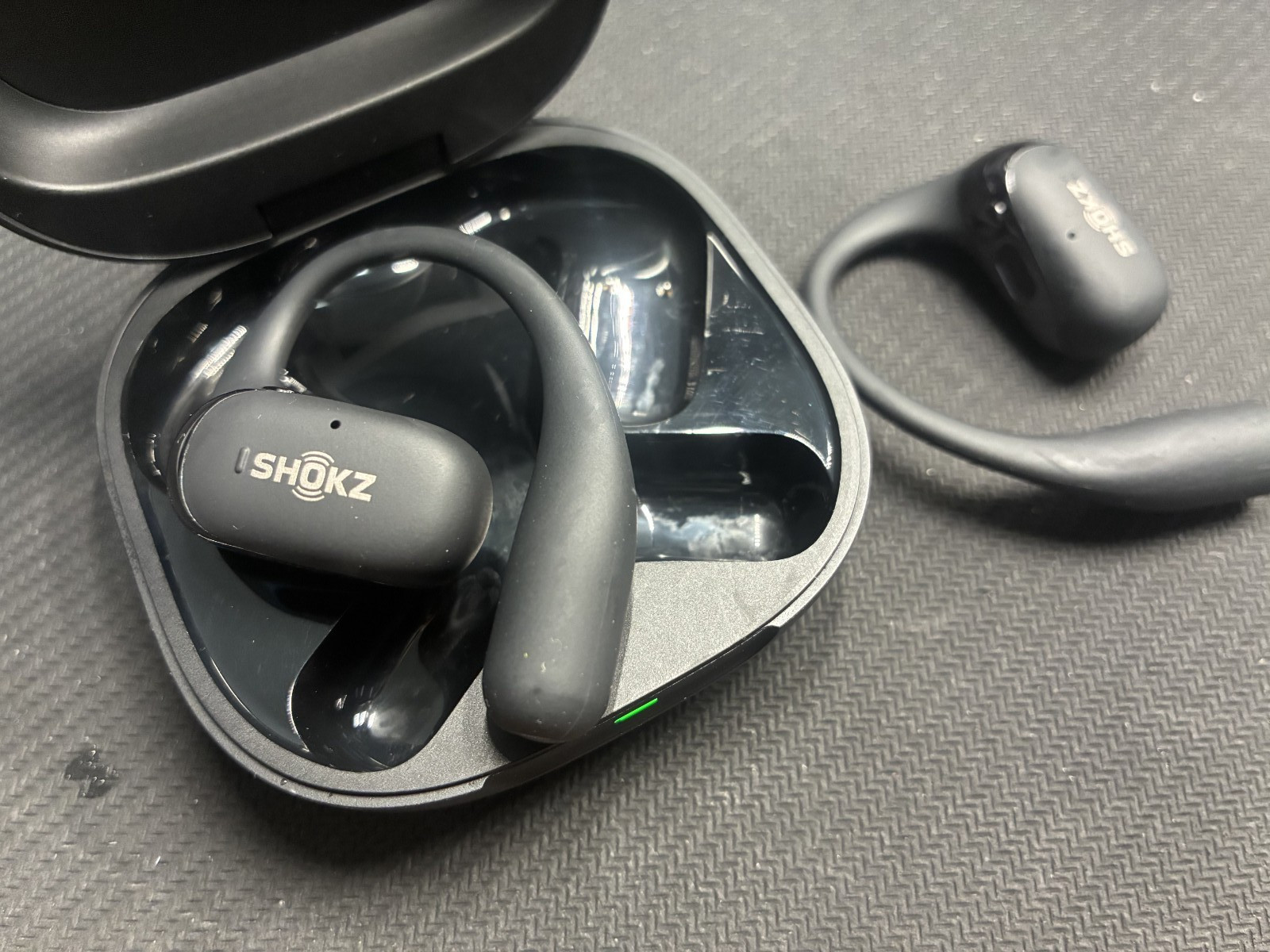 Shokz Openfit 2+ Plus Wireless Earbuds SHOKZ (T921) – Blue used – read issue