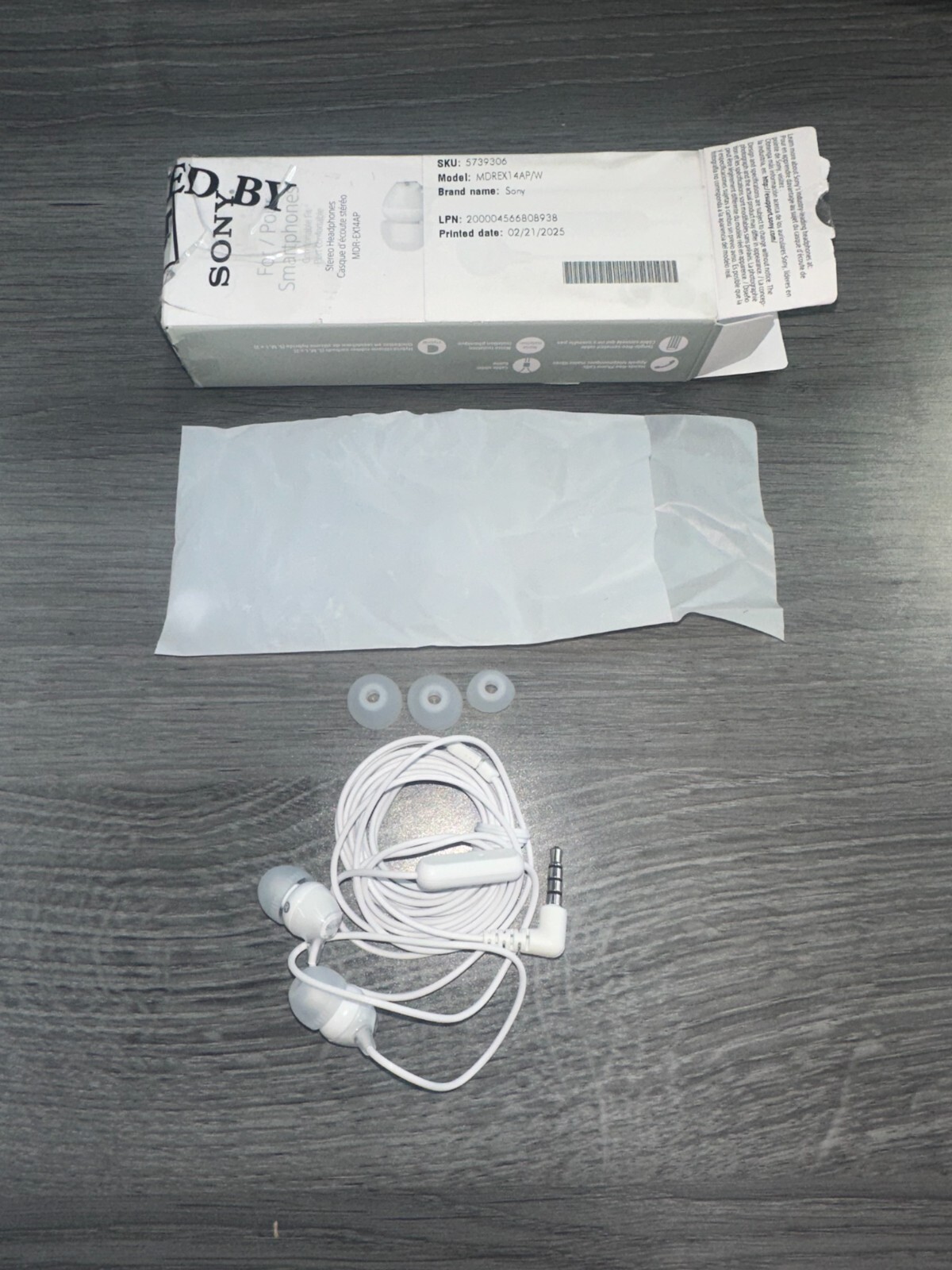 Sony MDREX14AP Headset Ear Bud Headphones MDR-EX14AP White