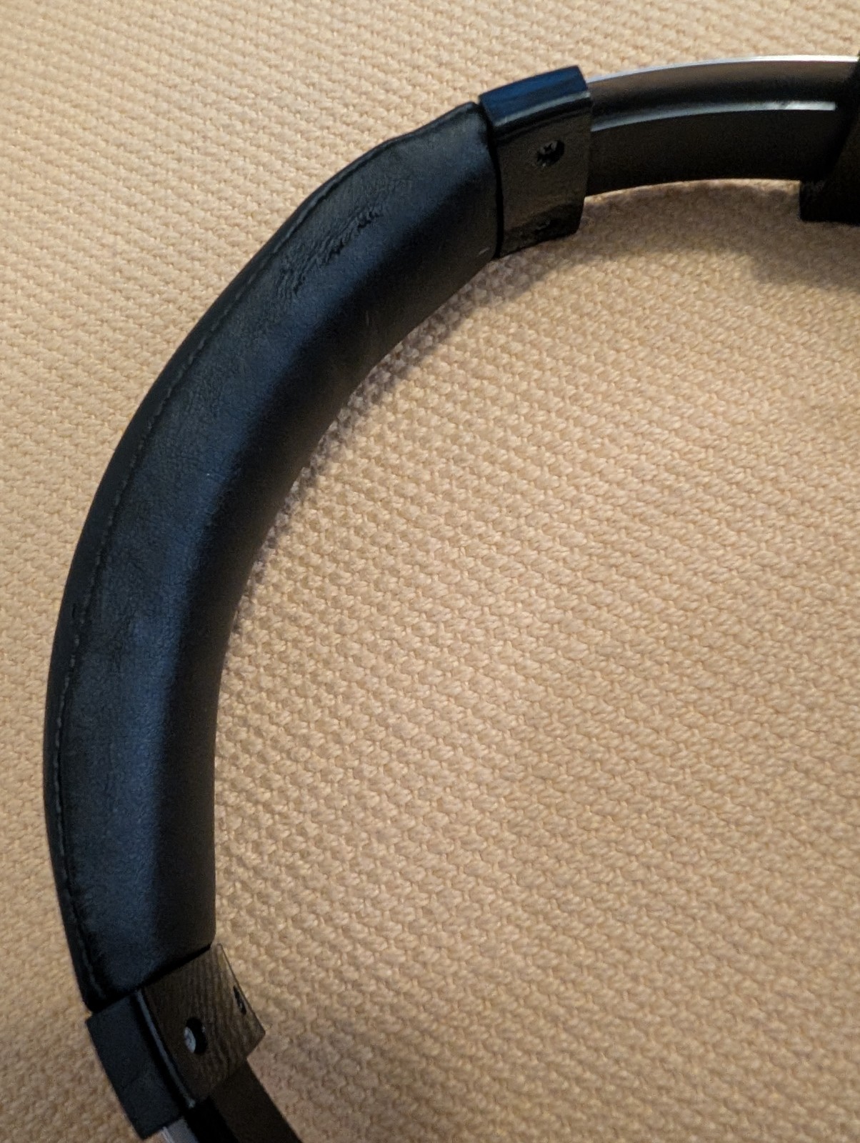 Anker Soundcore Q20i Hybrid Active Noise Cancelling Headphones in black