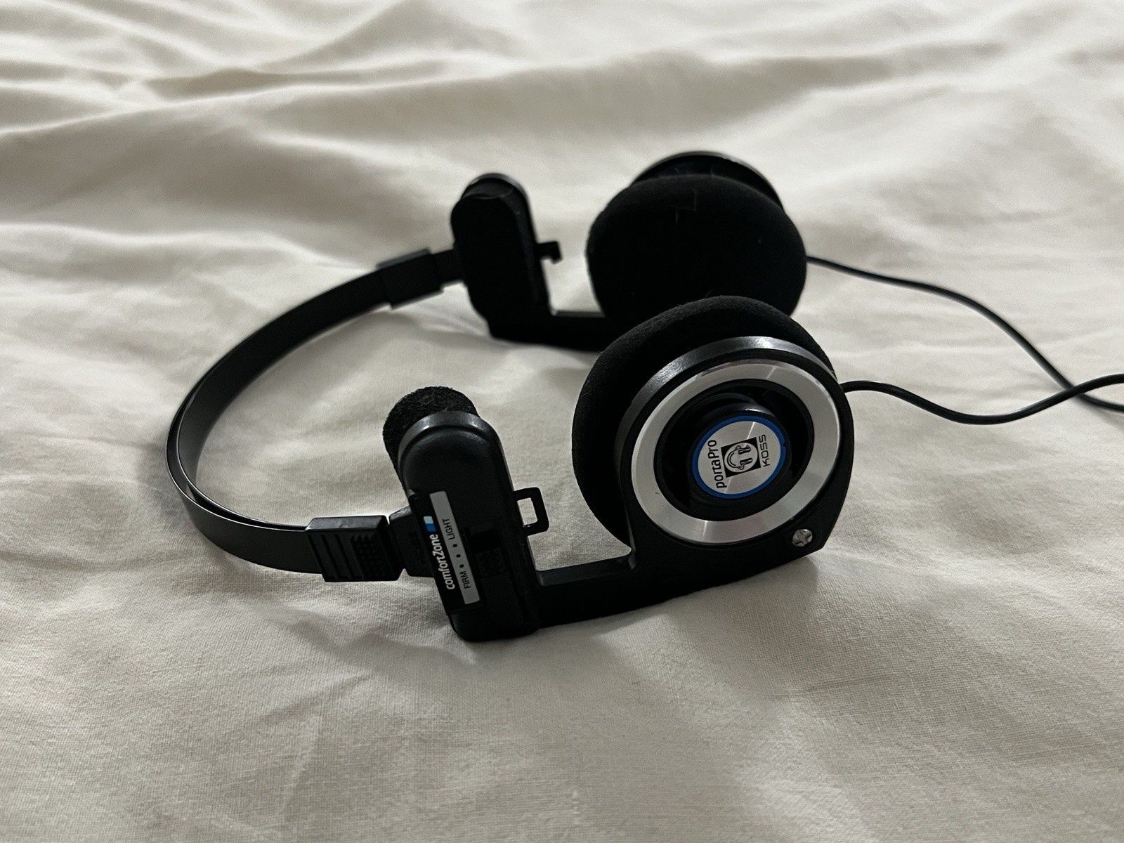 Koss Porta Pro Black On-Ear Headphones, Retro Style, Collapsible Design