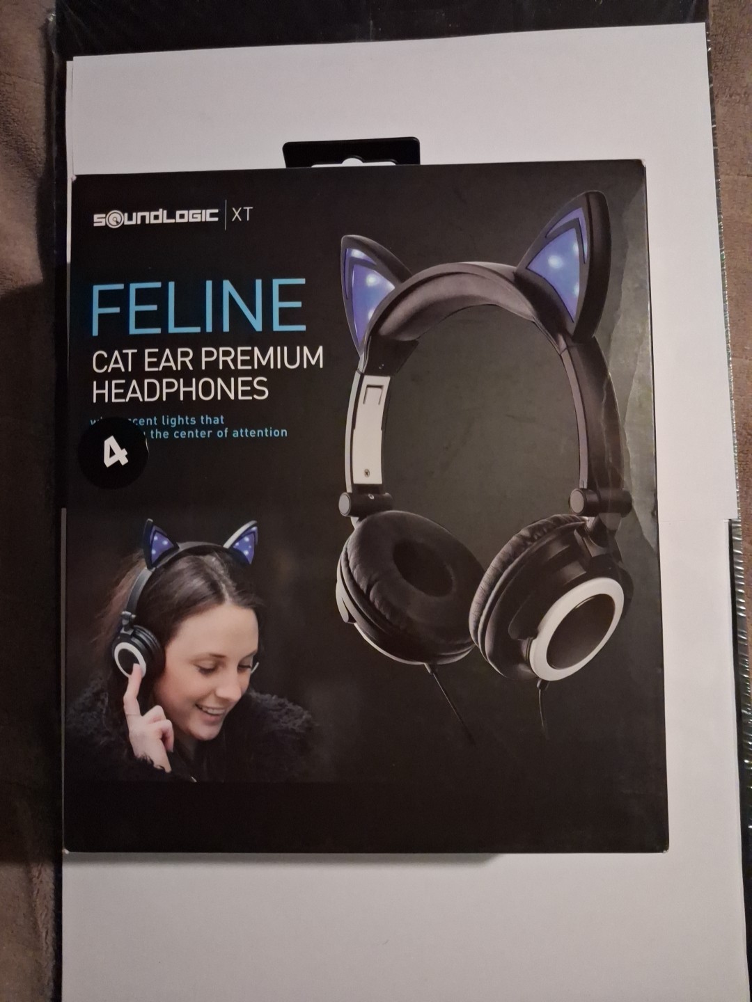 HeadPhones Sound Logic XT Feline Cat Ear Premium With Accent Lights Blue NEW