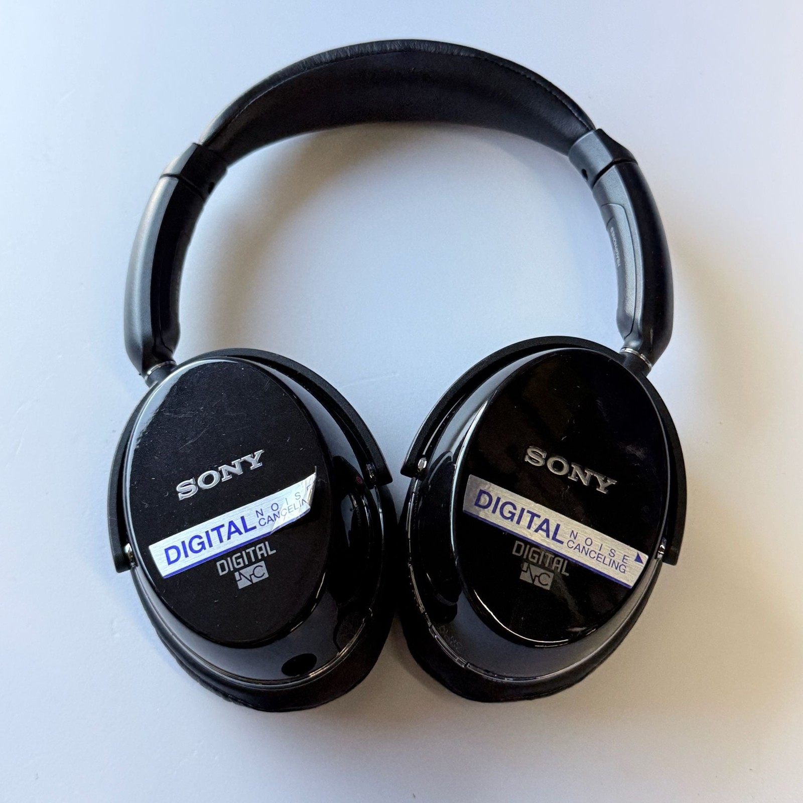 Sony MDR-NC500D Digital Noise Canceling Headphones with AC Adapter and Case