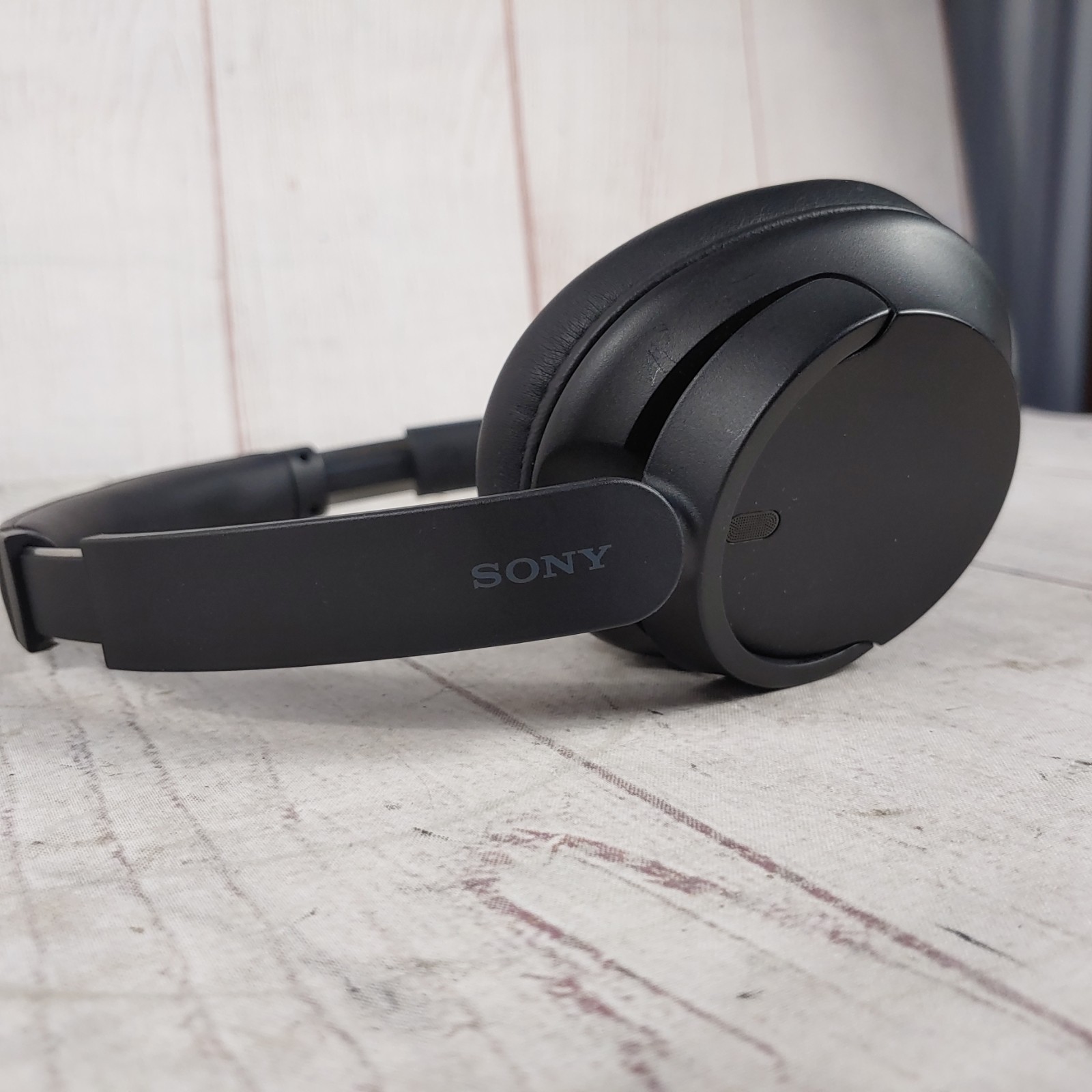 Sony YY2966 Headphones – WH-CH720N WIRELESS BLUETOOTH – Noise Cancelling Black