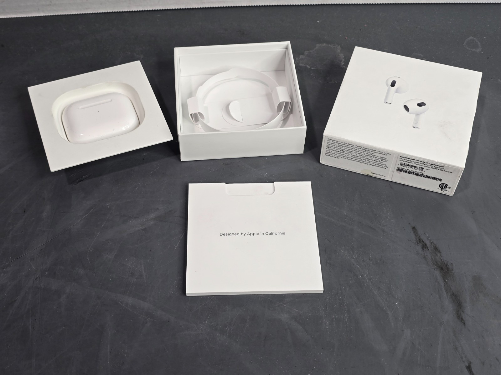 Apple AirPods 3rd generation White Model: MME73AM/A No Lightning Cable