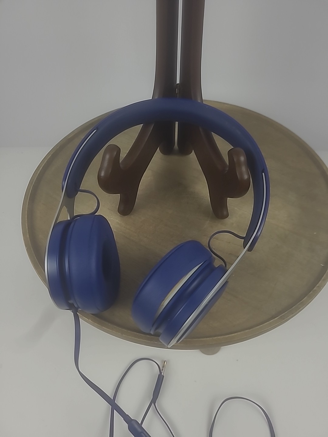 Beats By Dr. Dre ML9D2LLA Headphones – Blue Vintage