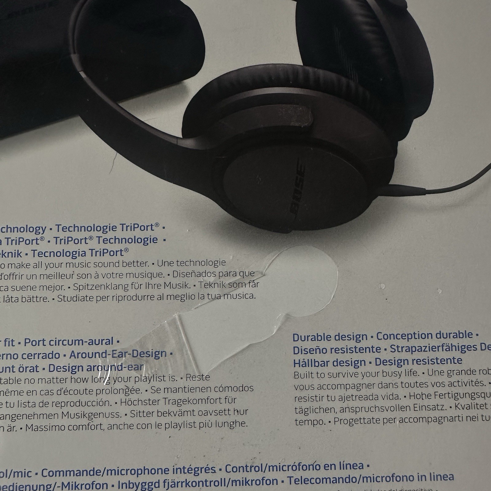 Bose SoundTrue Around-Ear II Headphones Headset Apple Devices Charcoal Black NEW