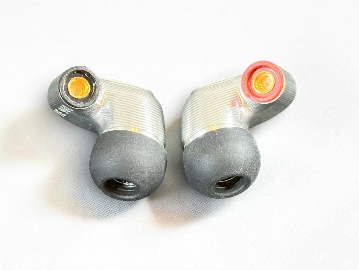 [EXC] SENNHEISER IE 900 In-Ear Monitor Earphones Hi-Res Audiophile IEM 4.4mm