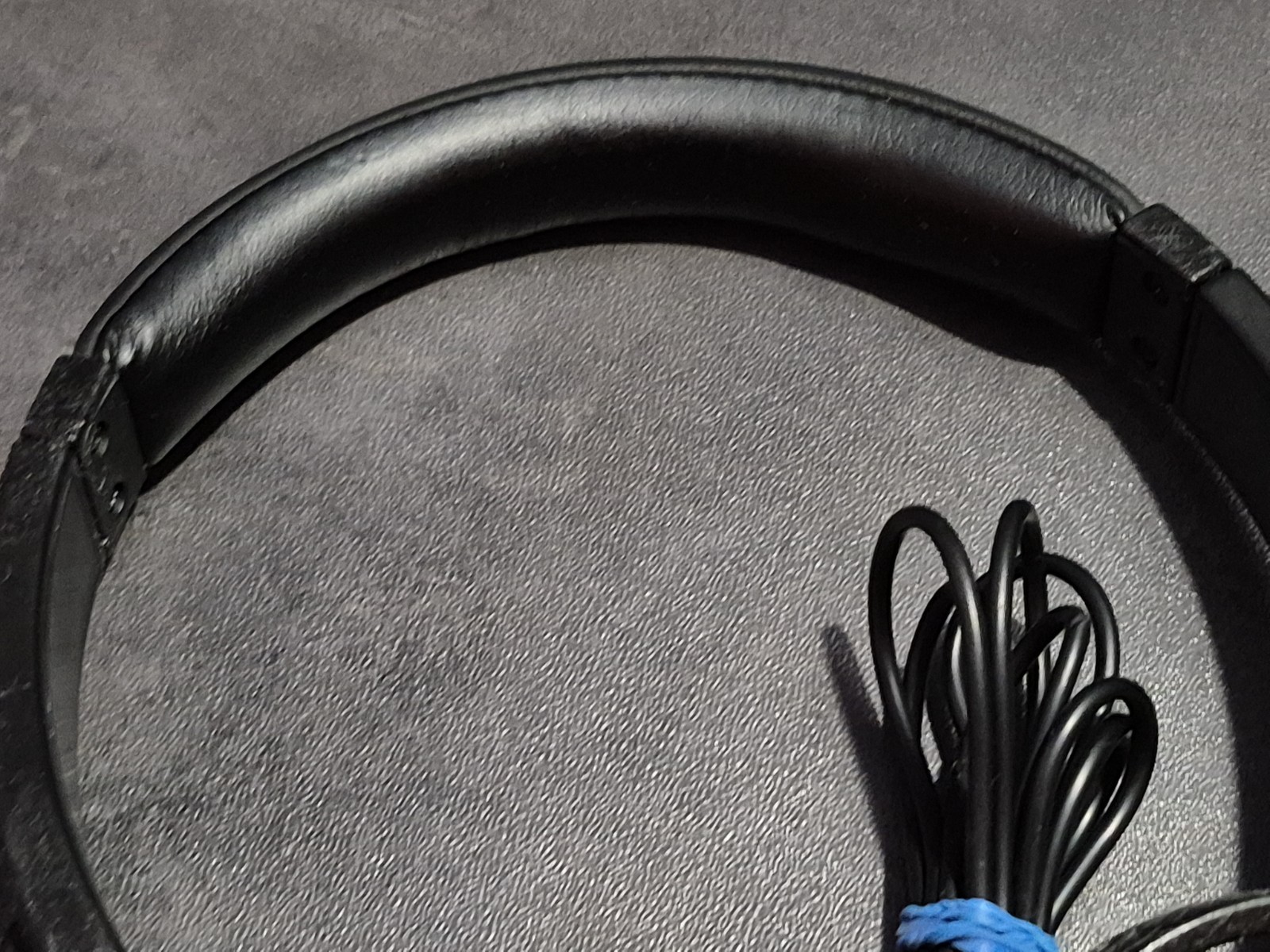 Klipsch Original One-On Earphones W/Hard Case-Wired Audiophile Black Tested READ