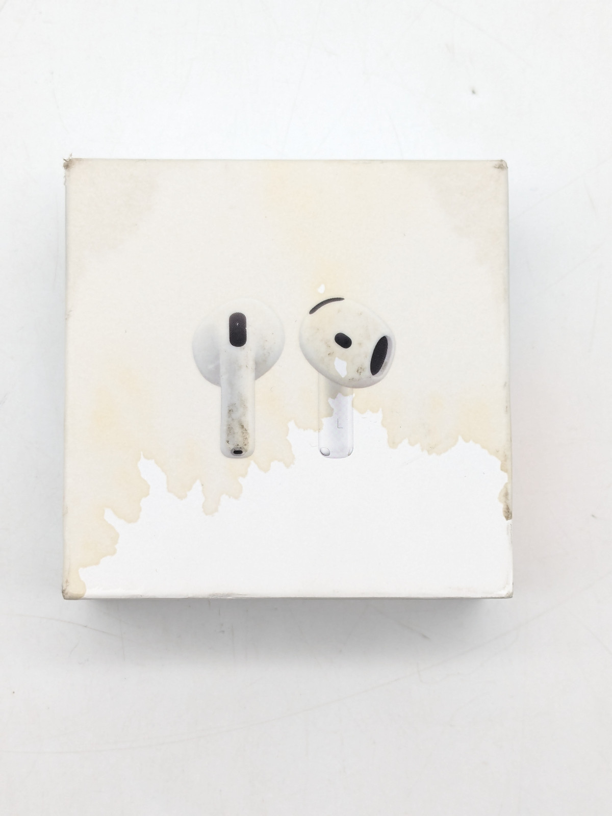 Apple AirPods 4 MXP63LL/A Earbuds w/ Charging Case | White | A3050 A3053 A3058