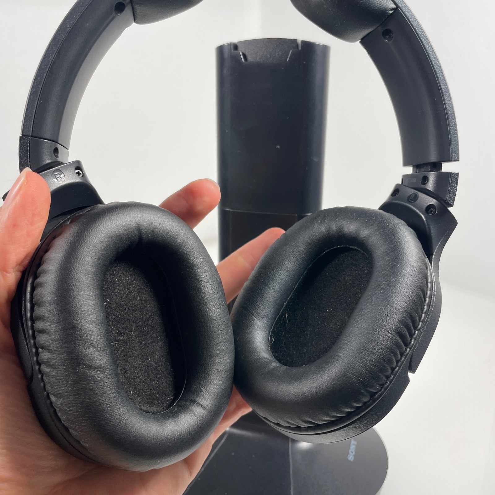 Sony WH-RF400 Wireless Home Theater TV Headphones WHRF400 Black