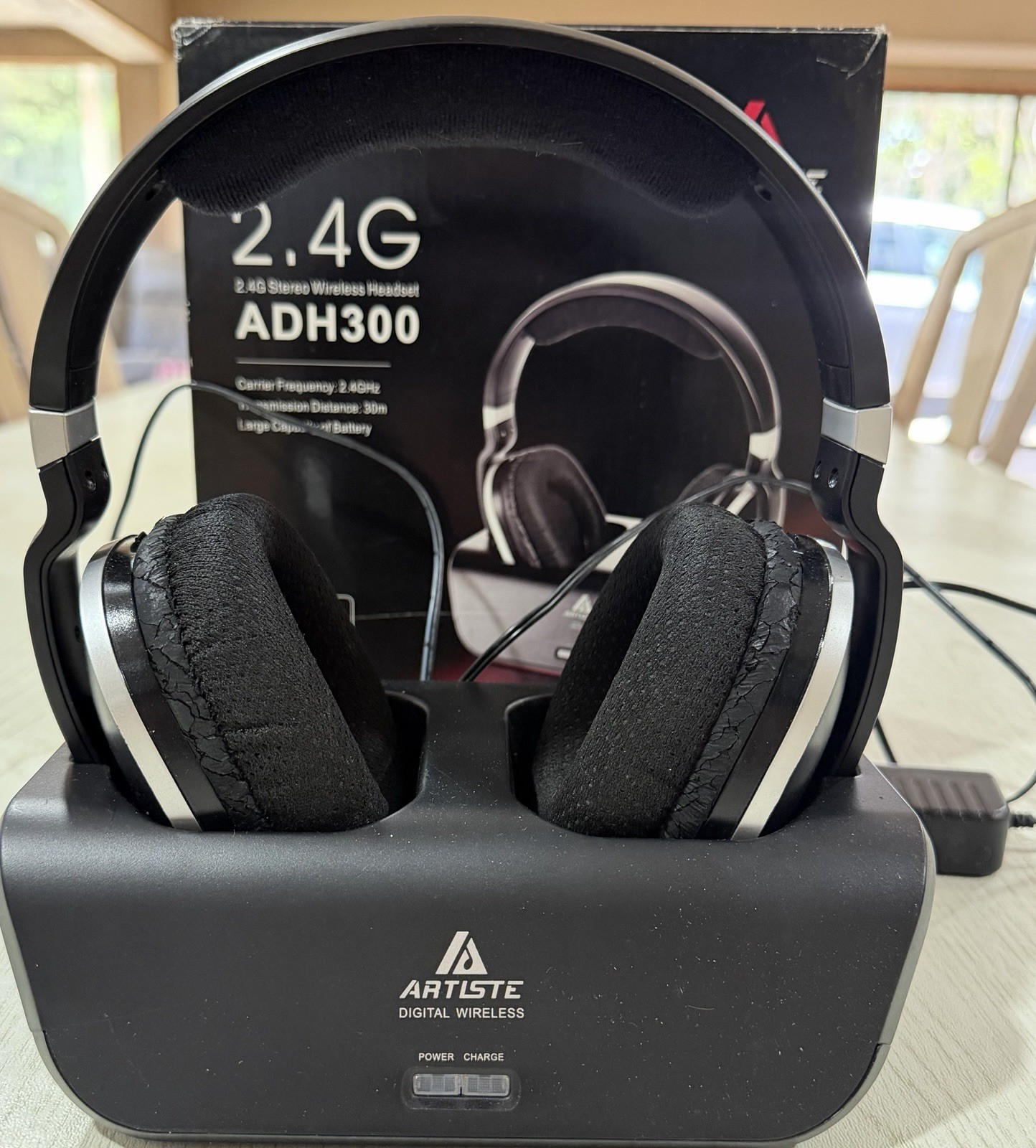 ARTISTE ADH300 2.4GHz RF Wireless Stereo Headphones w/ Charging Base for TV