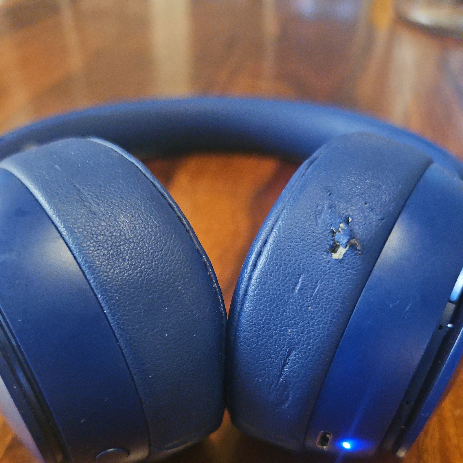 Beats Solo Pro Beats Wireless Headphones A1881 Dark Blue Tested Working