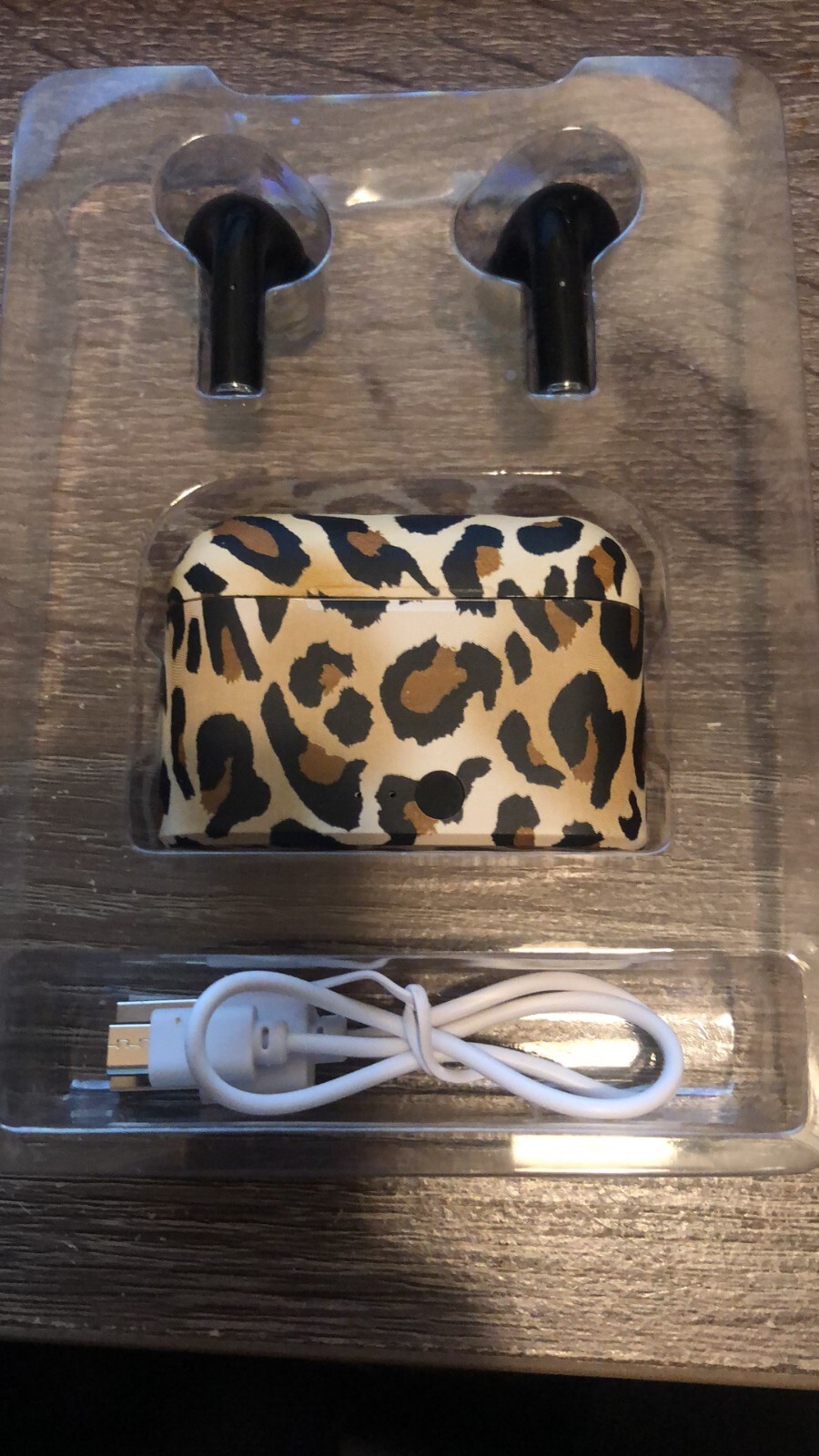 Art + Sound Wireless Pro Earbuds Black w Charging Case -open box