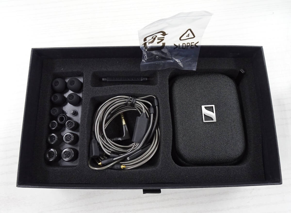 Sennheiser IE 900 Wired Audiophile Headphones Silver Confirmed Operation Used