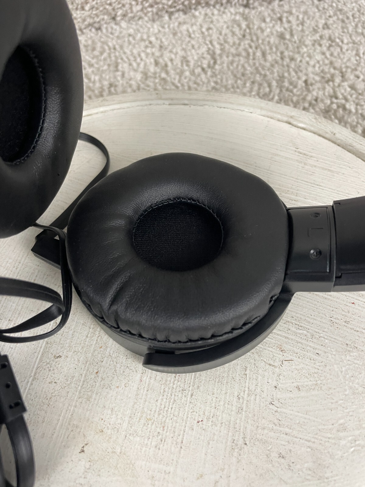 Sonitum Smartphone Headphones Wired Stereo 7″x6″ Black Yellow Tested/Works