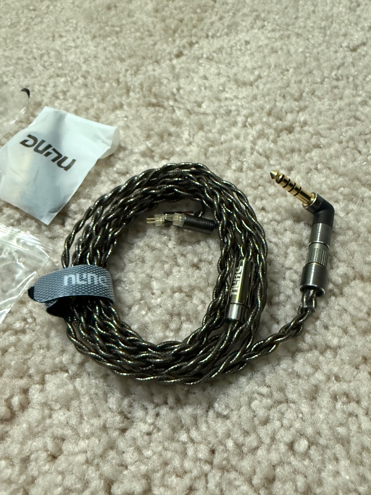 DUNU Hulk Pro Mini 2pin Cable – not used,Mint Condition!