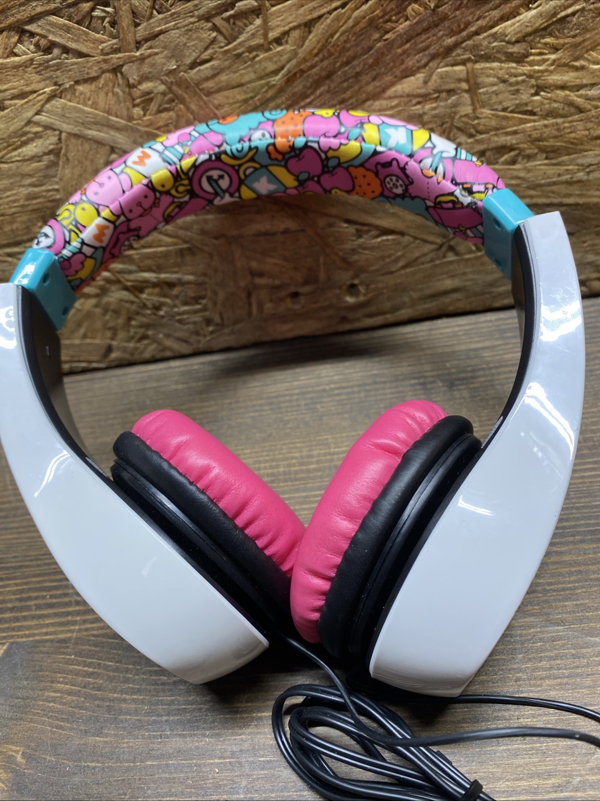 Hello Kitty Headphone USED Excellent Condition