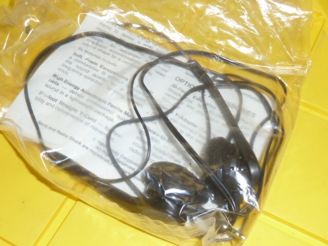 Vtg Radio Shack Nova-39 Portable Stereo On-Ear Headphones Lightweight 33-1110