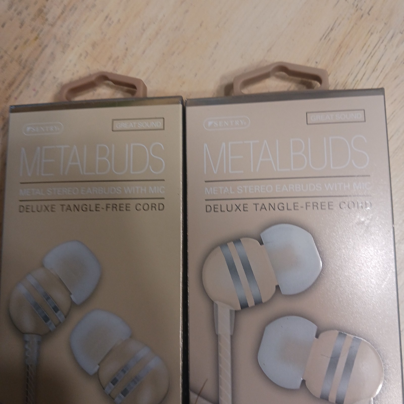 Sentry Metalbuds Ear Buds w/ Mic noise Isolation Tangle-Free Cord Lot Of 5