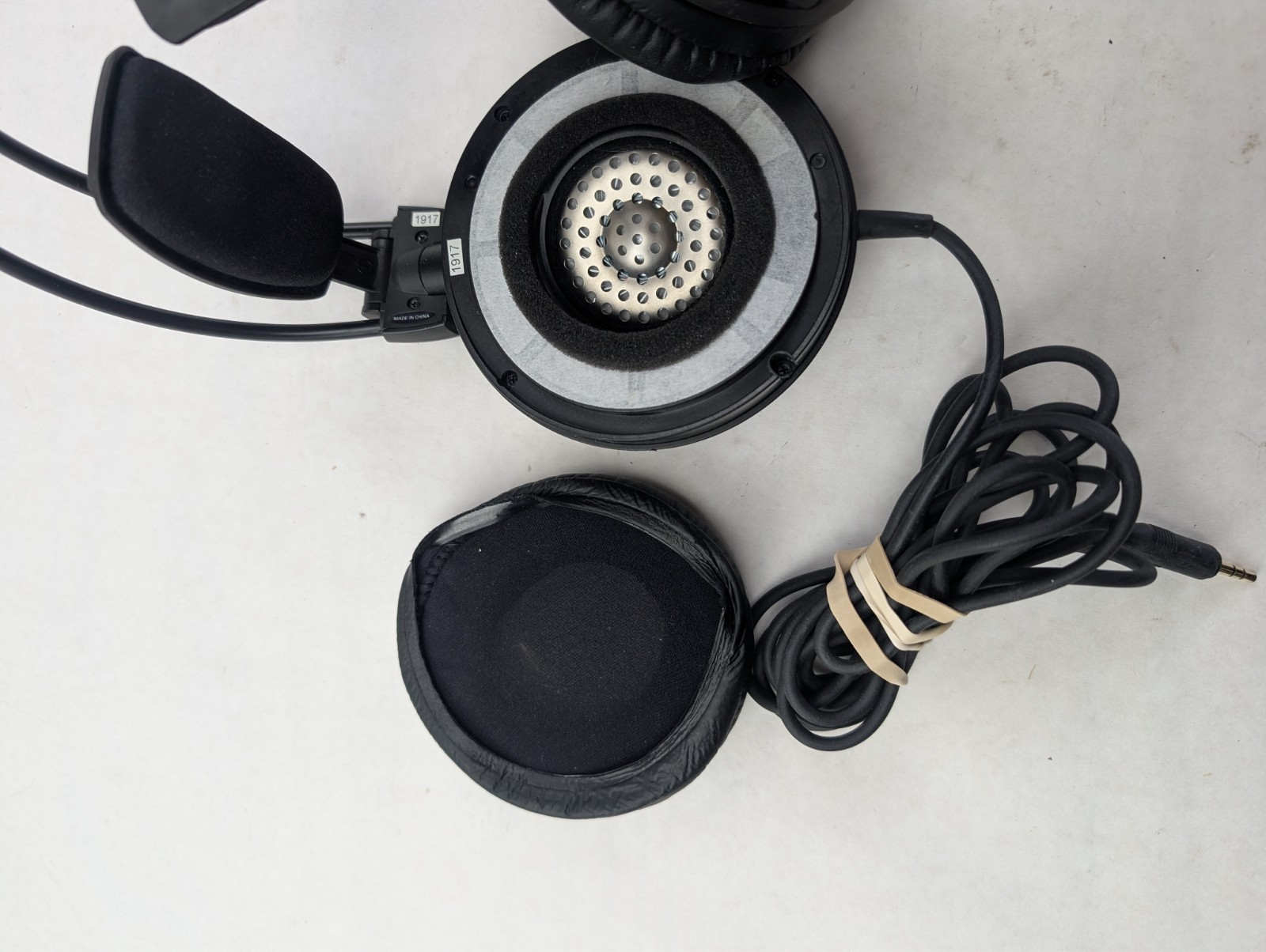 Audio-Technica ATH-A550Z High-Fidelity Art Monitor Headphones