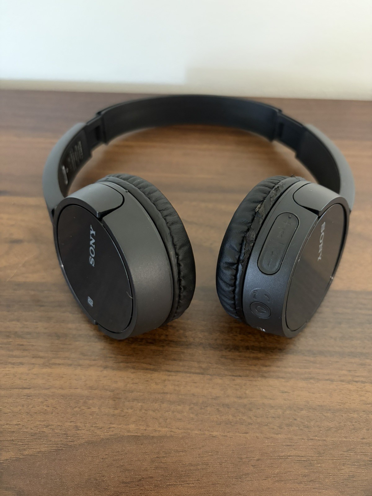 Sony MDR-ZX770BT Headphones – BT Wireless – Black – Adjustable -charger included