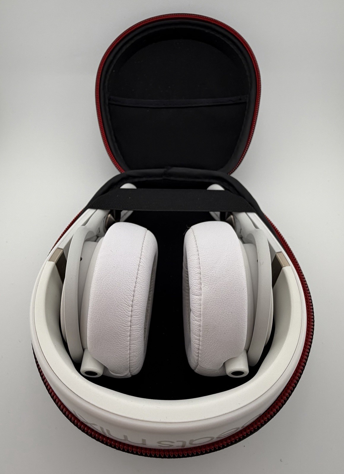 Beats by Dr. Dre Beats Mixr Mixer Headphones & Case – White/Gold Limited (VNDS)