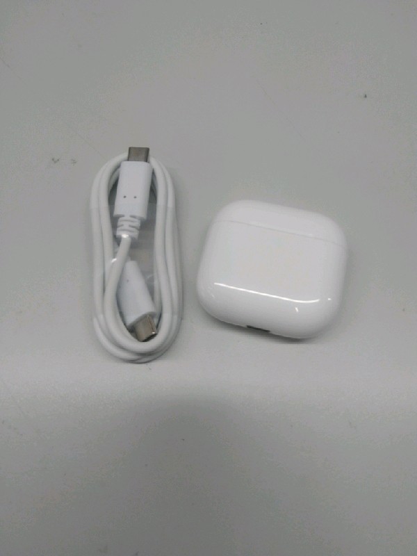 Apple AirPods 4 ‎‎Wireless Earbuds White Bluetooth with USB-C Charging Case