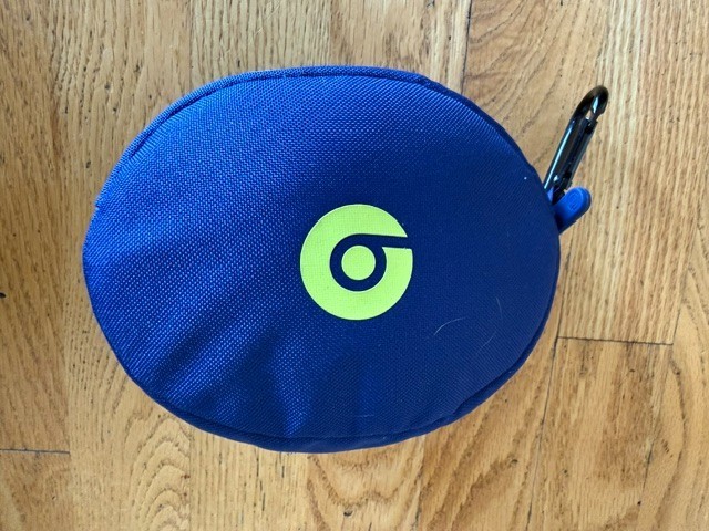 Beats Solo3 Wireless Club Navy Headphones Case Cables Never Used