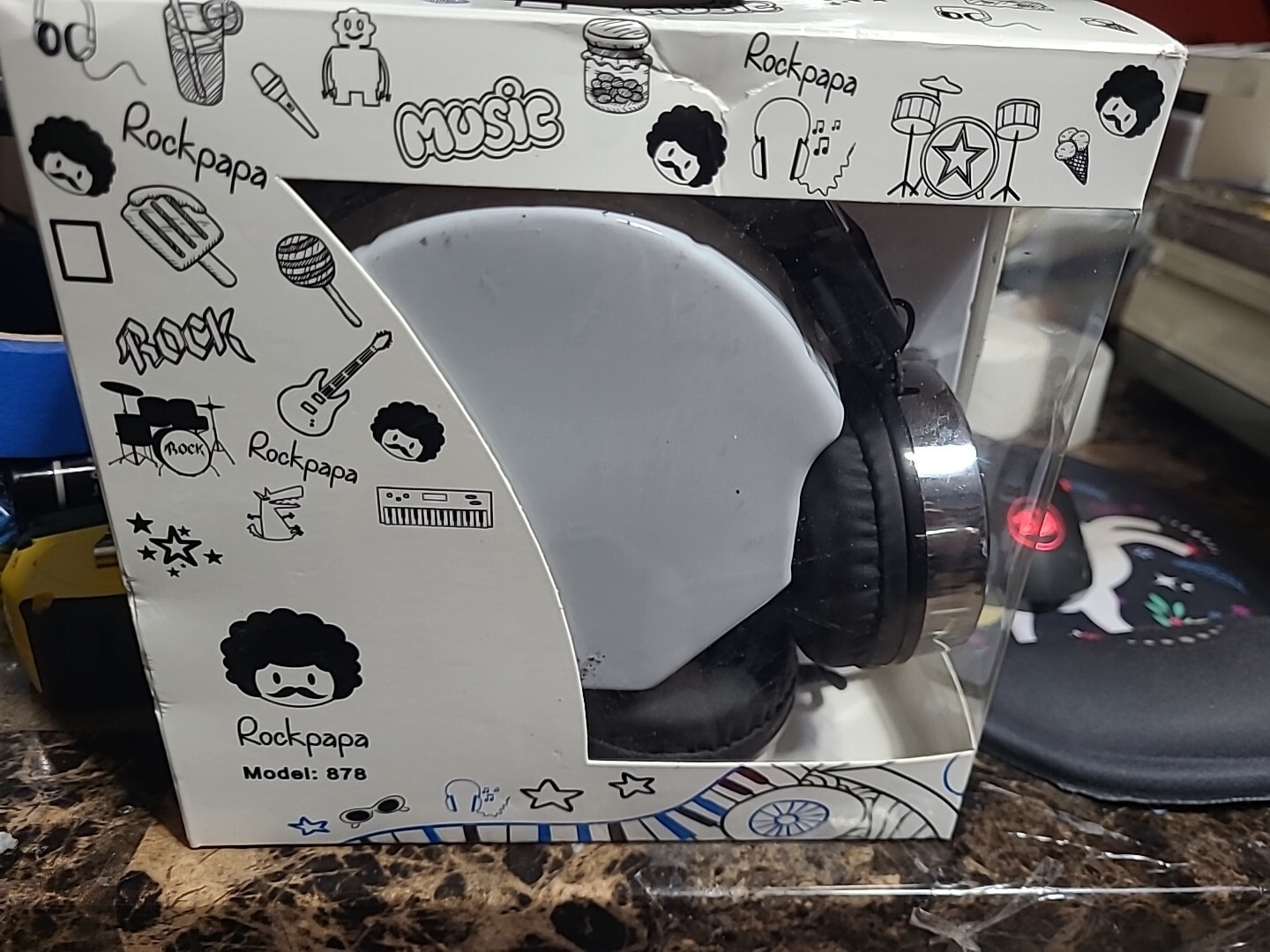 Rockpapa Headphones Model 878 Black White Skulls Plus Extra Set W/no Pads Blue