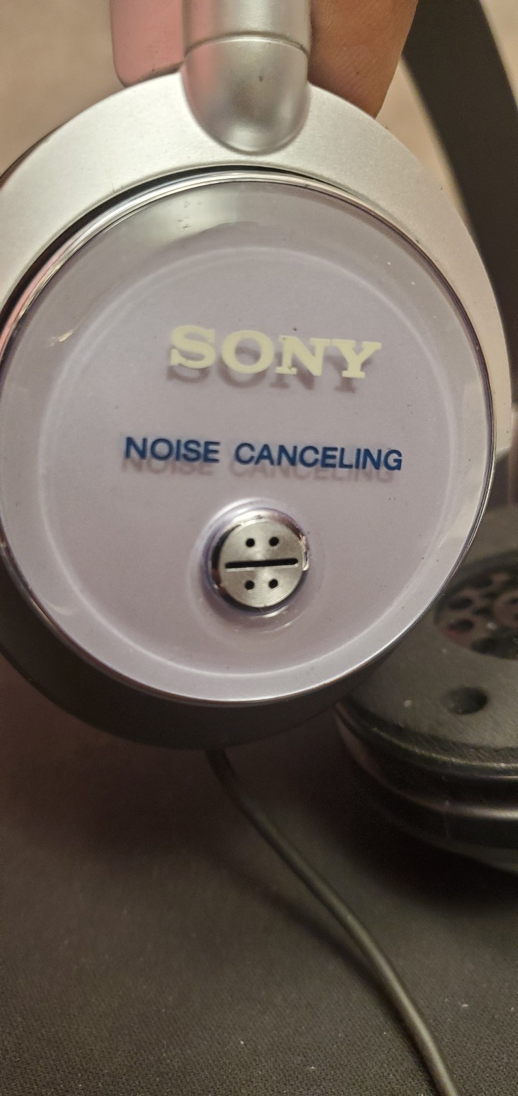 Sony MDR-NC6 MDRNC6 Noise Canceling Headphones Read