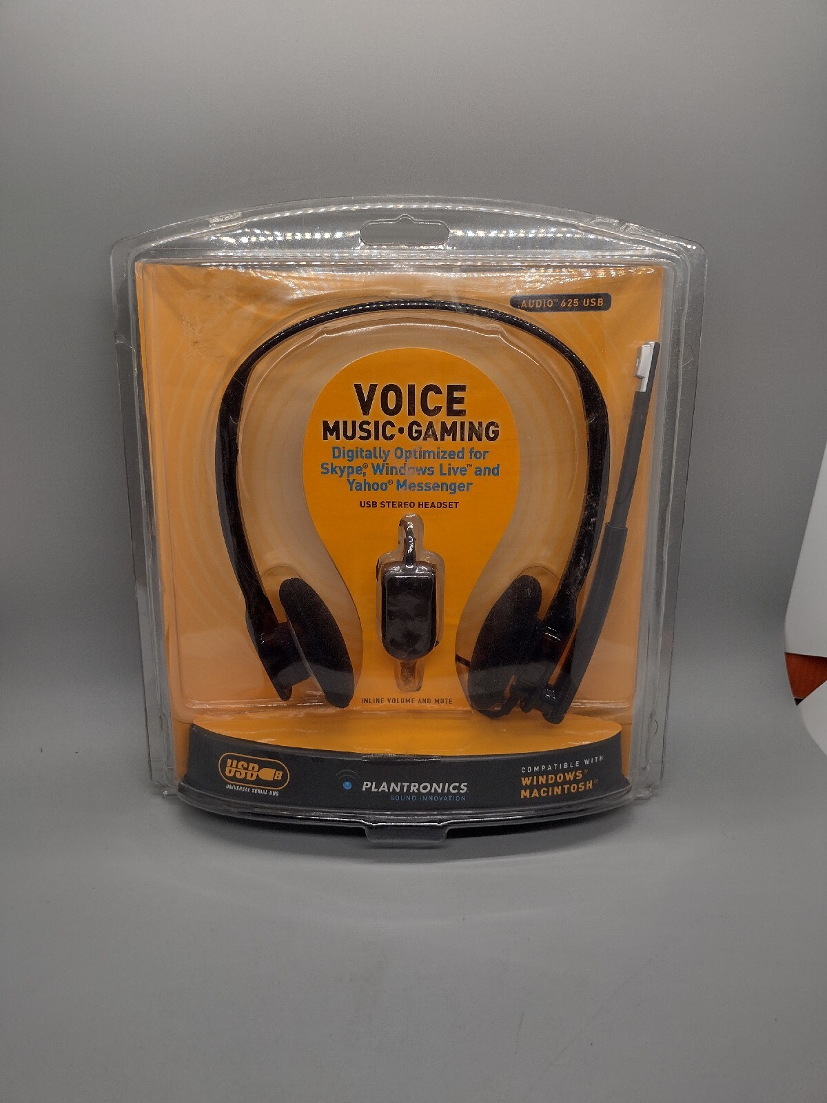 Plantronics Audio 625 USB Stereo Headset Mic Dual 3.5mm Jack USB Adapter NIP!