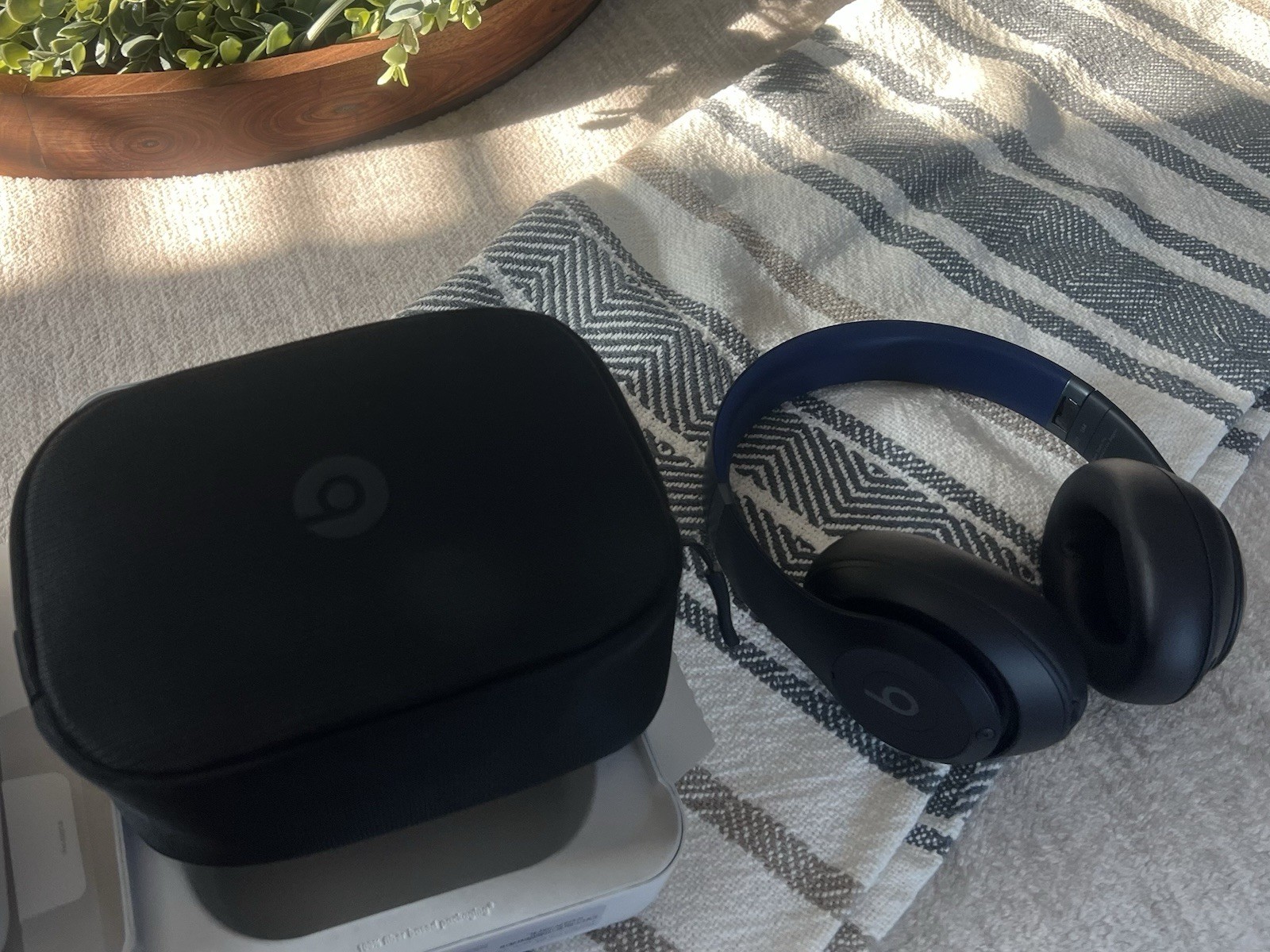 Beats Studio Pro Wireless Navy Blue Over Ear Headphones – Open Box