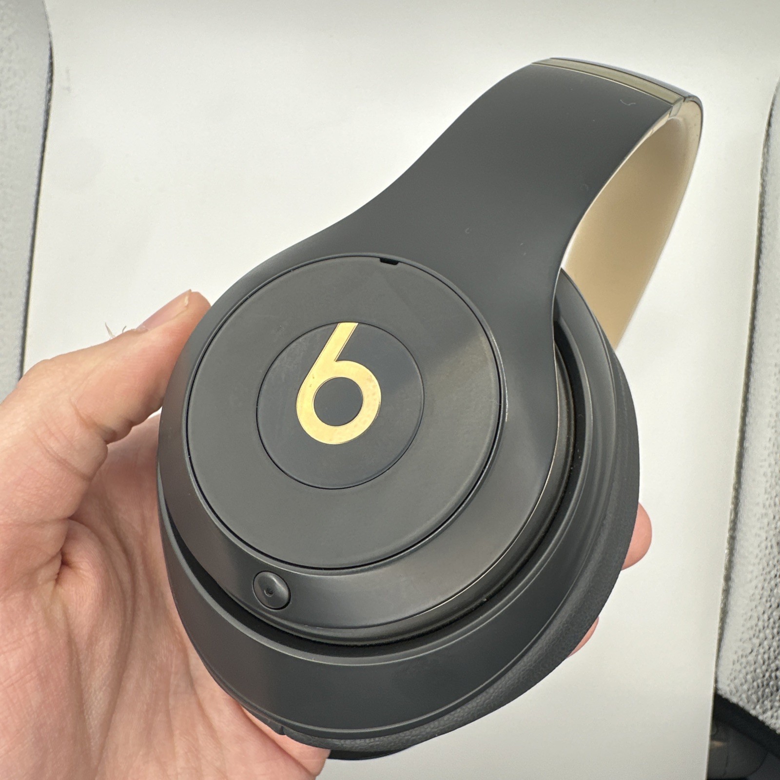 Beats by Dr. Dre Studio3 Bluetooth On Ear Wireless Headphones – Shadow Gray