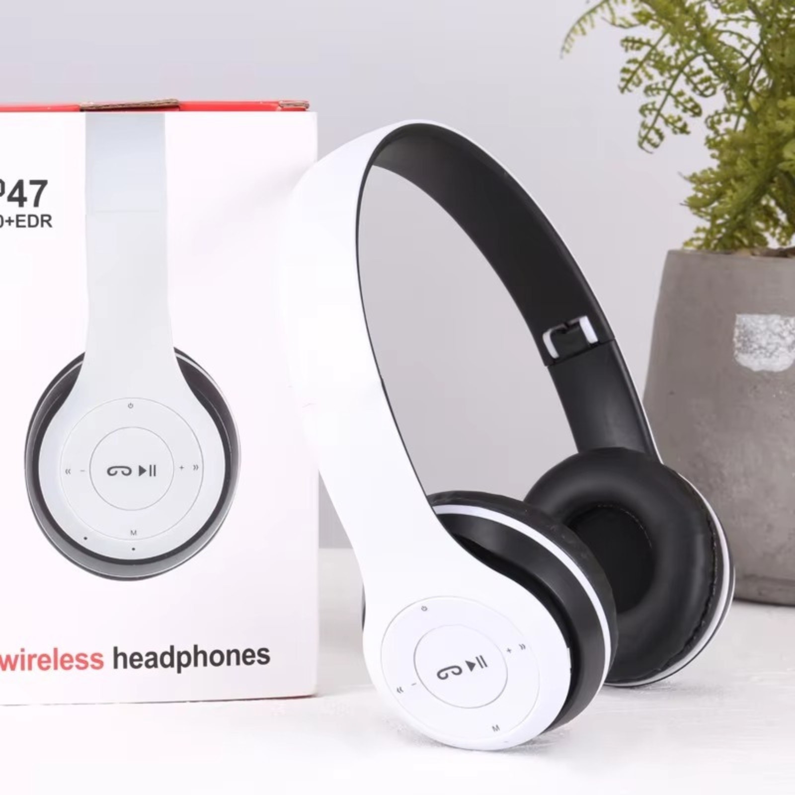 Wireless Headphones Headsets Super Bass Bluetooth Foldable Stereo Earphones Mic